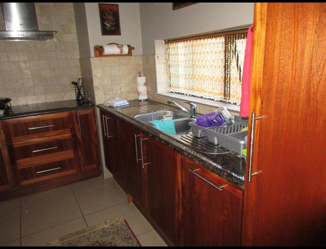 1 BEDROOM TOWNHOUSE FOR SALE IN RETIRE AT MIDSTREAM